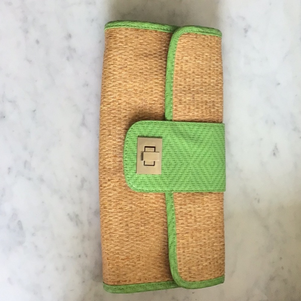 Straw clutch bag with green trim